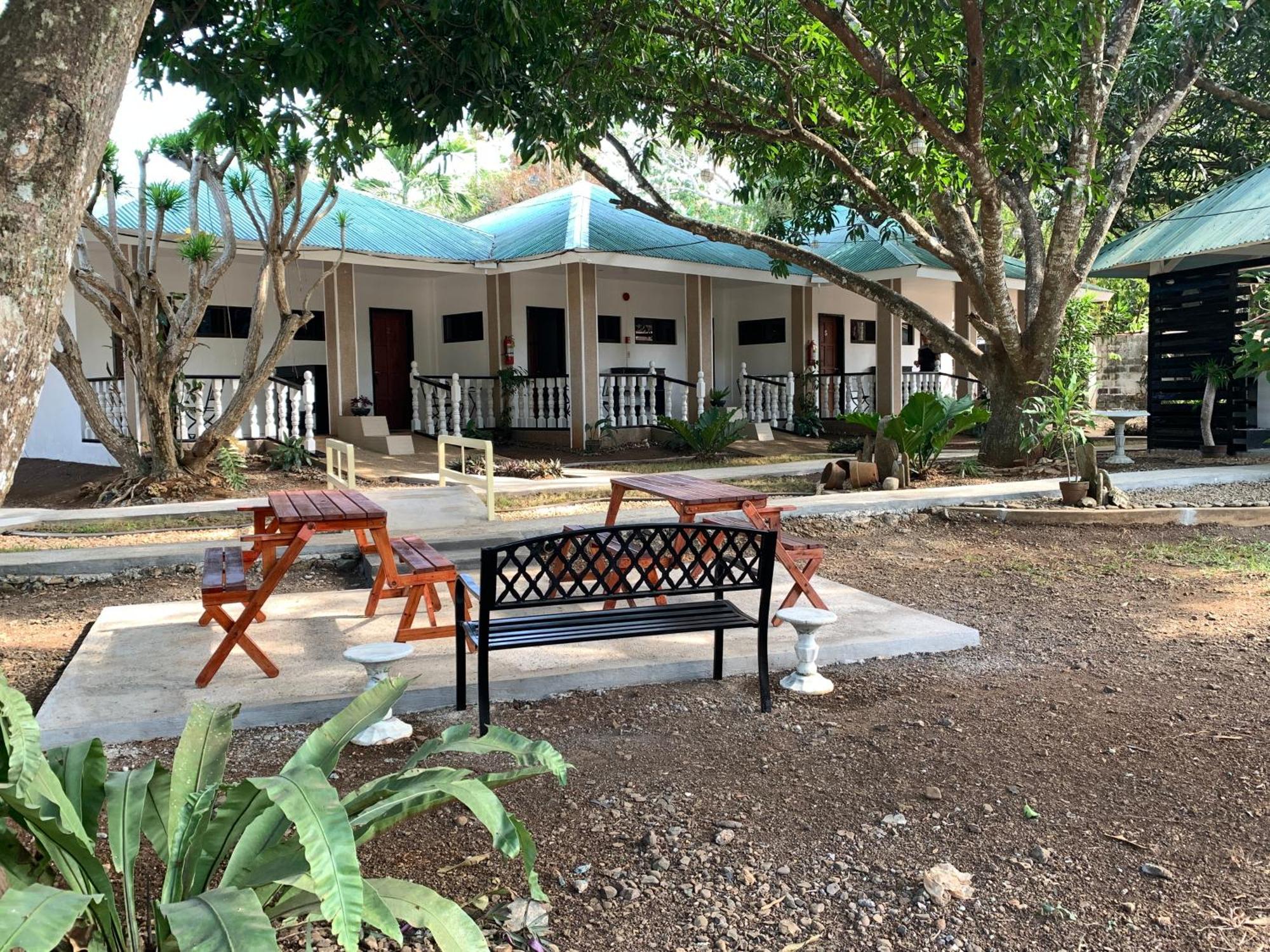 Ls Garden Villa Puerto Princesa Exterior photo